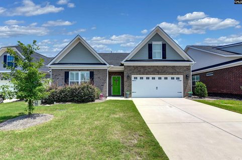 207 Doe Meadow Lane active home in Clubridge At Woodcreek Farms, Elgin, SC