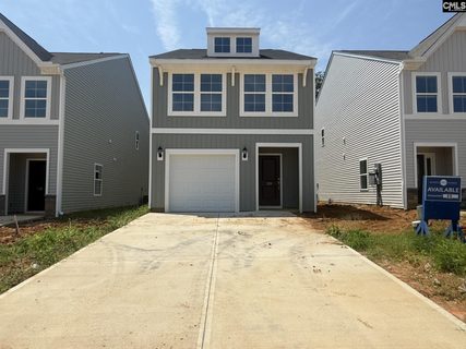 328 Tartan Road active home in Laurinton Farms, Hopkins, SC