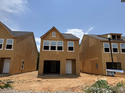346 Tartan Road active home in Laurinton Farms, Hopkins, SC