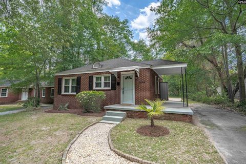 3844 Wilmot Avenue active home in Sherwood Forest, Columbia, SC