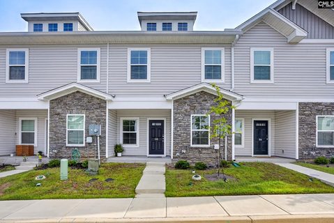 918 Drake Grove Lane active home in Harbison Grove, Columbia, SC