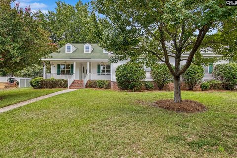 100 Fenwick Street active home in Hunters Ridge, Lexington, SC
