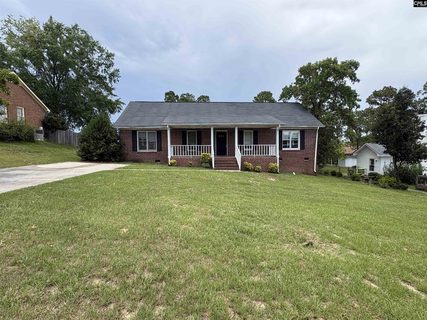 204 Woodchase Lane active home in Briarcliffe Estates, Elgin, SC