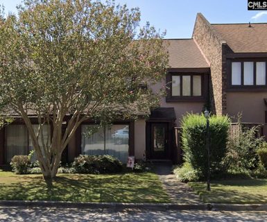 102 Lions Gate Drive pending home in Lionsgate, Columbia, SC