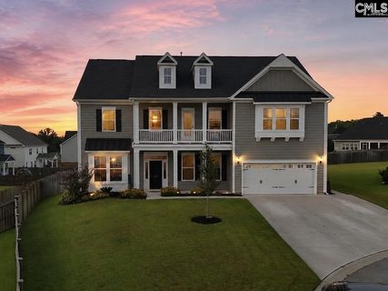 813 Sterling Castle Court active home in Sterling Bridge, Lexington, SC