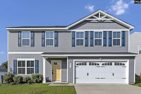 407 Trade Wind Lane active home in Canary Woods, Hopkins, SC