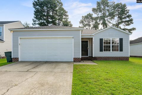 215 Gayle Pond Trace pending home in Ashewood Lake, Columbia, SC