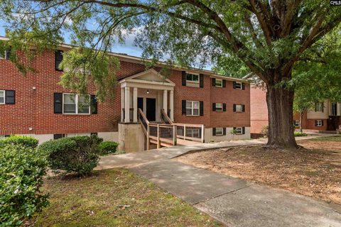 Homes in Riverhill Condos, Columbia