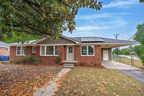 1462 Dahlia Road active home in Rosewood, Columbia, SC