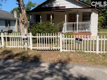 1408 M Avenue active home in The Avenues, Cayce, SC