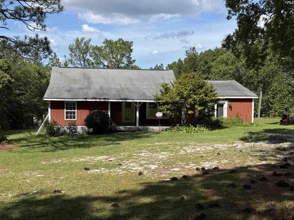 180 Crystal Springs Drive pending home in Falcon Ranches, Lexington, SC