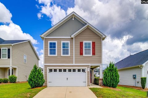 40 Blue Fescue Way active home in Burnside Farms, Columbia, SC