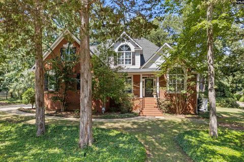 365 Oak Haven Drive active home in Governors Grant, Lexington, SC
