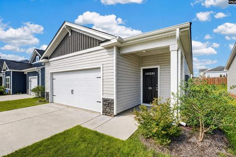1015 Goose Branch Drive active home in Hunters Branch, Hopkins, SC