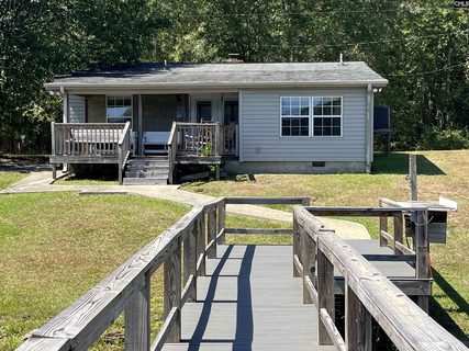 2460 Cottage Lane active home in Lake Wateree, Liberty Hill, SC