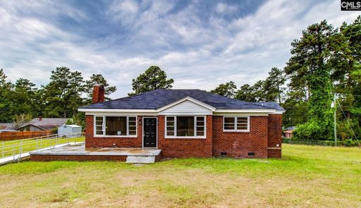 3051 English Avenue active home in Belvedere, Columbia, SC