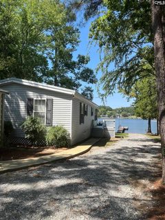 107 Oak Pointe Road active home in Newberry Shores, Prosperity, SC
