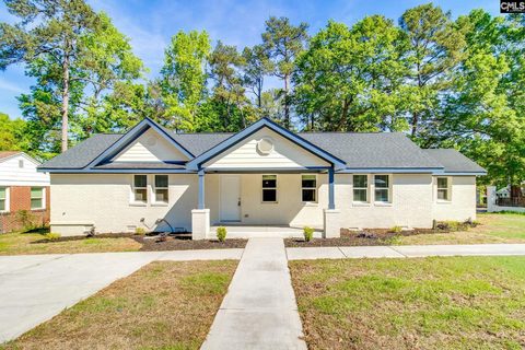 2327 Willow Street active home in Colonial Heights, Columbia, SC