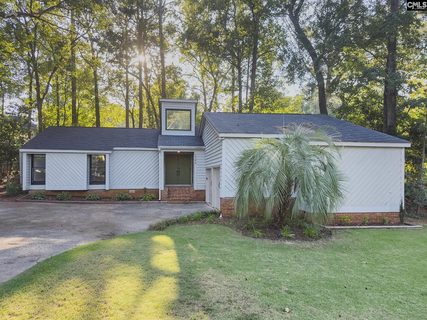 1720 Shadowood Drive active home in Murraywood, Columbia, SC