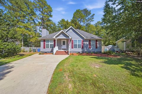 34 Kingsway Road active home in Glenridge, Irmo, SC