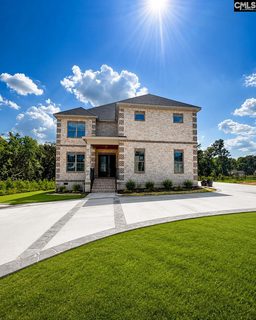 346 Arrowleaf Lane E active home in Woodcreek Farms, Elgin, SC