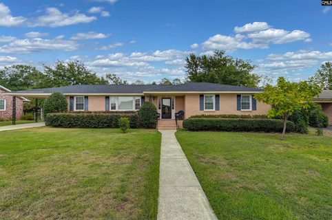 1312 Hummingbird Drive active home in Westover Acres, West Columbia, SC
