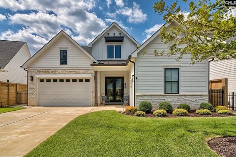 1043 Arbor Stroll Way active home in Saluda River Club, Lexington, SC