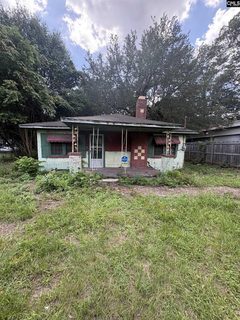 2805 Leaphart Road active home in Oakwood Village, West Columbia, SC