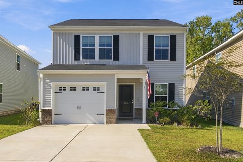 2032 Mapleton Drive active home in Travers Park, Columbia, SC