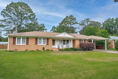 831 Veterans Road active home in Knollwood, Columbia, SC