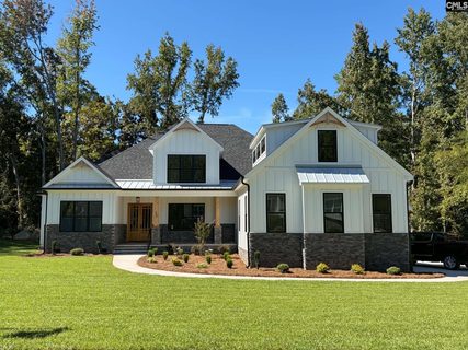 109 Pebble Stone Drive active home in Hearthstone, Lexington, SC