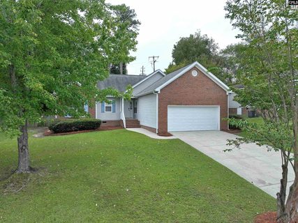 500 Whispering Winds Drive active home in Laurel Wood, Lexington, SC