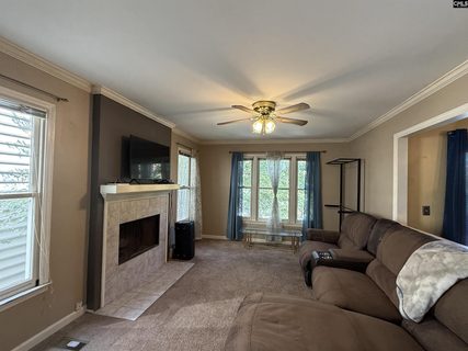 127 River Bluff Court active home in Broad River Township, Columbia, SC