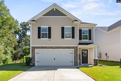 501 N High Duck Trail active home in Willow Lake, Blythewood, SC