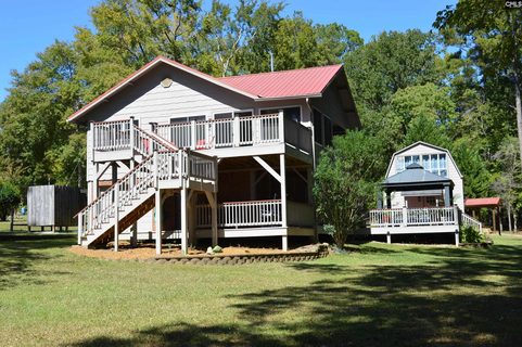 2147 Rolling Hills Road active home in Lake Wateree, Ridgeway, SC