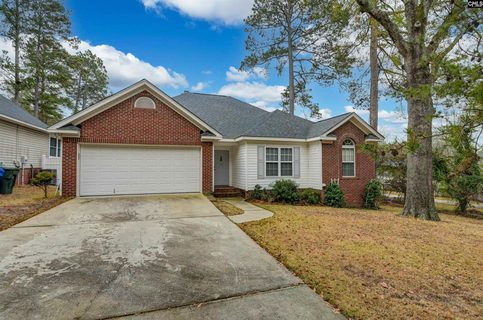 3306 Pine Belt Road active home in Godbold Place, Columbia, SC