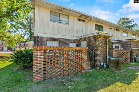 1217 Grove Park Lane active townhome in The Groves, Columbia, SC