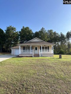 137 Farm Chase Drive active home in Farm Chase, Lexington, SC