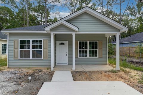 431 Ravenscroft Road active home in Lloydwoods, West Columbia, SC