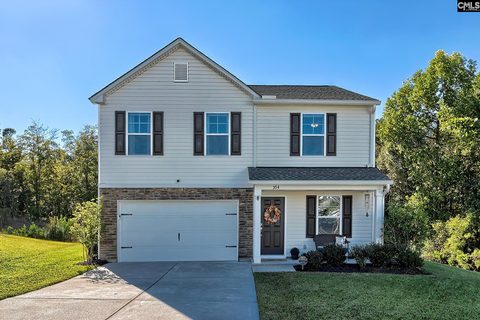 354 Savannah Hills Drive active home in Autumn Woods West, Lexington, SC