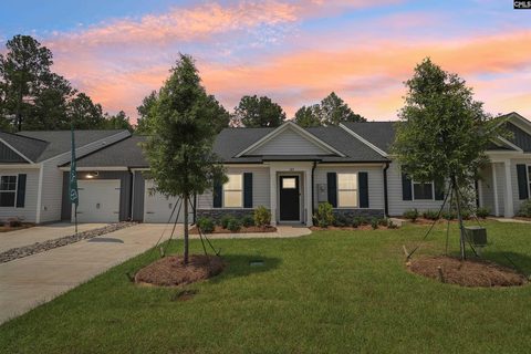 330 Ryegrass Way active home in Piney Woods Bluff, Columbia, SC