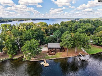 2154 Mohawk Drive active home in Lake Wateree, Camden, SC