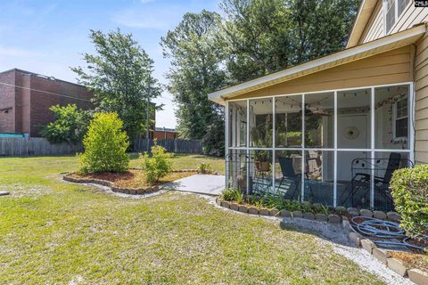 1910 Greenoaks Drive A