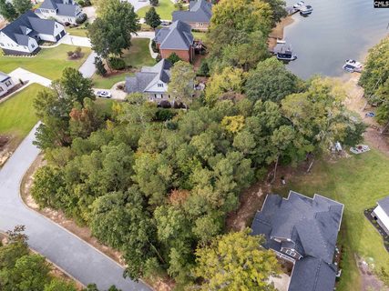 Lot 18 Peninsula Drive active home in The Pointes Of Plantation Pointe, Prosperity, SC