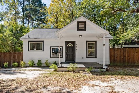 929 Vernon Court active home in Belmont, Columbia, SC