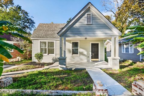 2511 Clark Street active home in Elmwood Park, Columbia, SC