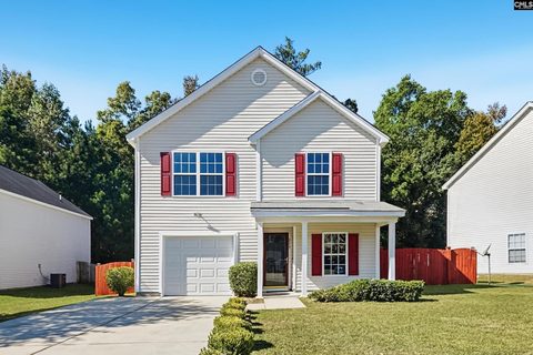 213 Arbor Falls Drive active home in Villages At Lakeshore, Columbia, SC