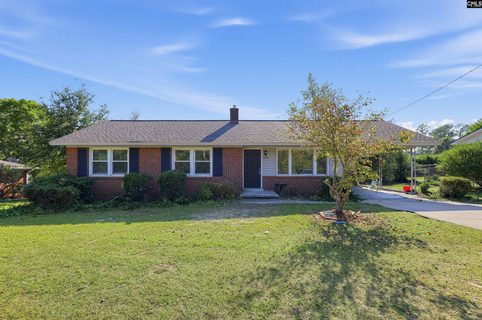 2314 Newell Road active home in Twin Lakes Hills, Columbia, SC