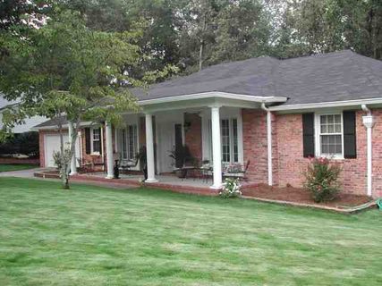 108 Suffolk Ct. sold home in River Downs, Greer, SC
