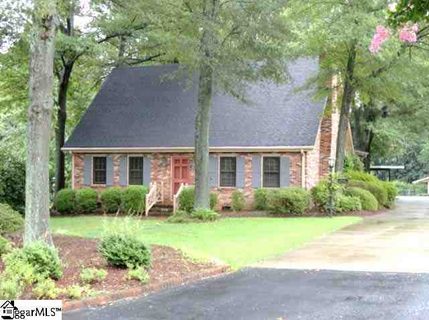 17 Rockwood Drive